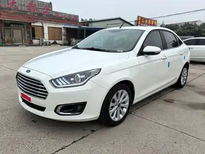 Ford Escort 2014