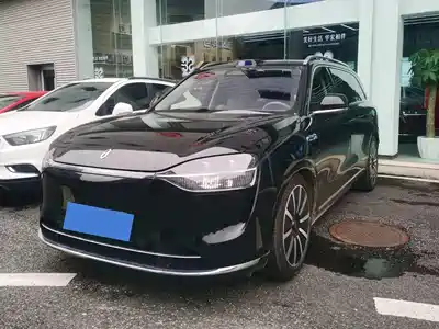 AITO Wenjie M9 2025