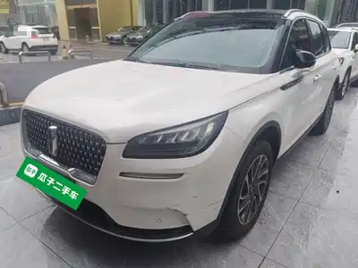 Lincoln Adventurer 2021