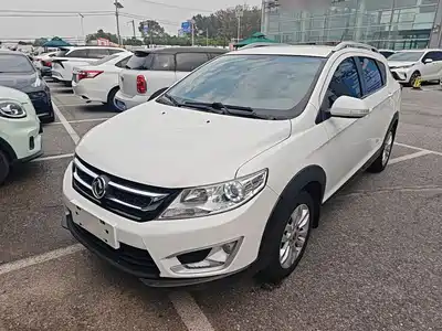 Dongfeng Aeolus Dongfeng Fengshen AX3 2015