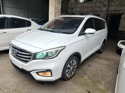 Changan Lingxuan 2017
