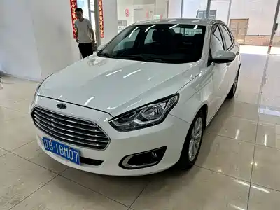 Ford Escort 2014