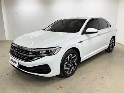 Volkswagen Sagitar 2022