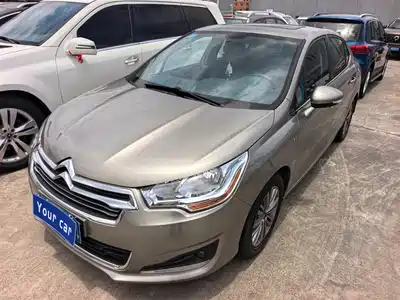Citroën C4L 2013