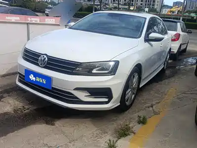 Volkswagen Sagitar 2017