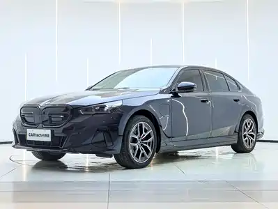 BMW BMW i5 2024