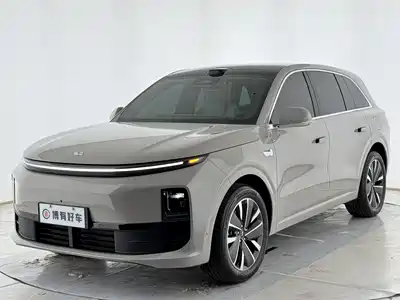 Li Auto Li Auto L6 2025