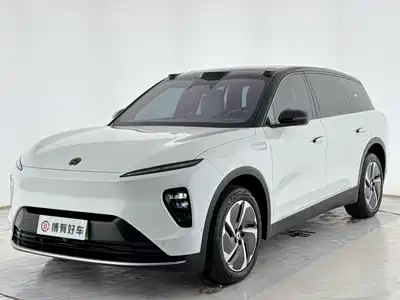 NIO ES8 2024