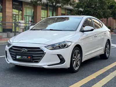 Hyundai Elantra 2016