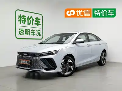 Geely Emgrand L HiP 2022