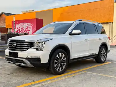 GAC Trumpchi GS8 2016