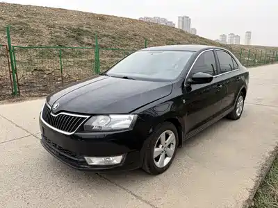 Škoda Rapid 2013