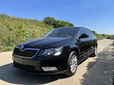 Škoda Superb 2013