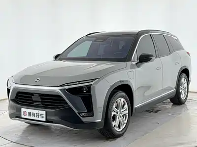 NIO ES8 2021