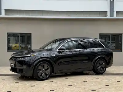 Li Auto Li L8 2025