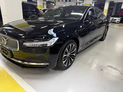 Volvo S90 2024