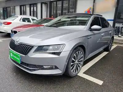 Škoda Superb 2017