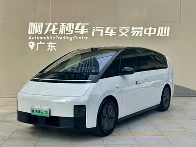Li Auto MEGA 2025
