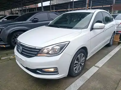 Dongfeng Aeolus Dongfeng Fengshen A60 2015