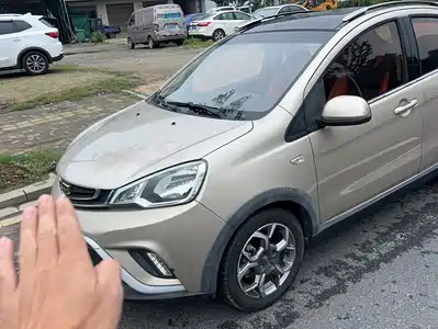 Geely Yuanjing X1 2017