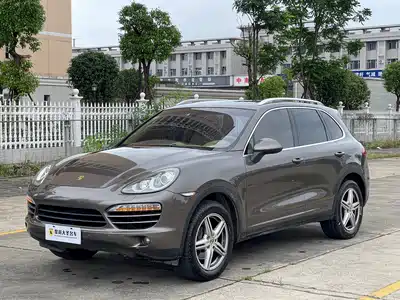 Porsche Cayenne 2011