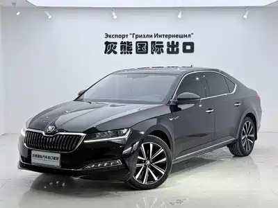 Škoda Superb 2023