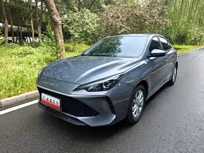 Roewe i5 2025