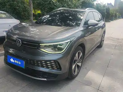 Volkswagen ID.6 X 2022