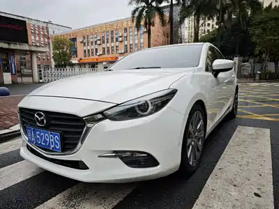 Mazda Mazda3 Axela 2017
