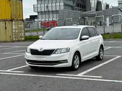 Škoda Rapid Spaceback 2017