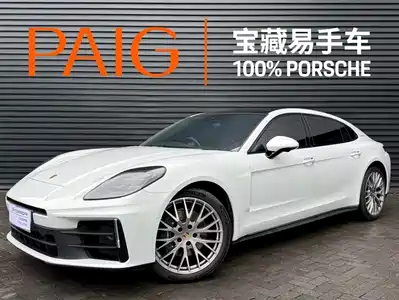 Porsche Panamera 2025