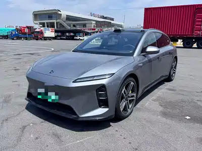 NIO NIO ET5T 2025