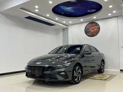 Hyundai Elantra 2024