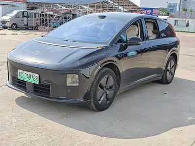 Li Auto Li i8 2025