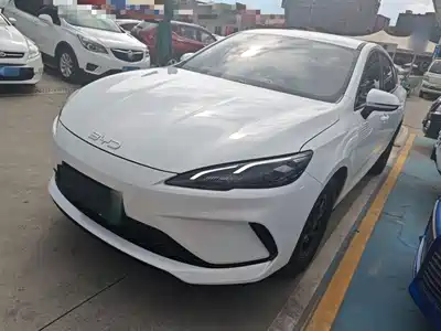 BYD Hai Bao 05 DM-i 2025