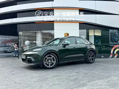 Porsche Macan EV 2025
