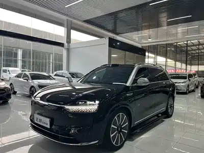 AITO Wenjie M9 2023