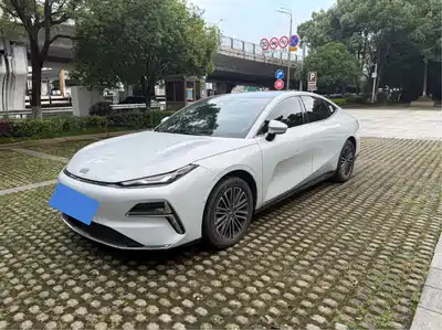 Geely Galaxy Xingyao 8 2025