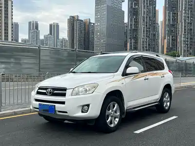 Toyota RAV4 Rongfang 2011