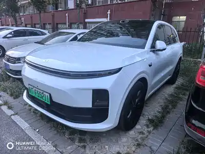 Li Auto Li Auto L6 2025
