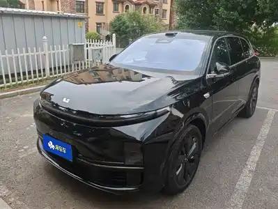 Li Auto Li Auto L7 2025