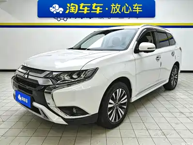 Mitsubishi Outlander 2022
