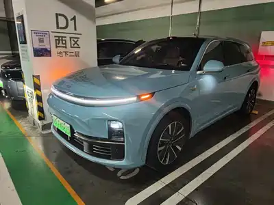 Li Auto Li Auto L7 2025