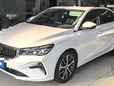 Geely Emgrand 2021