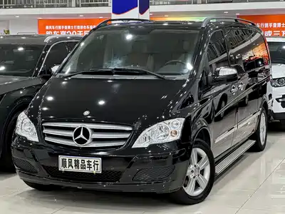 Mercedes-Benz Viano 2015