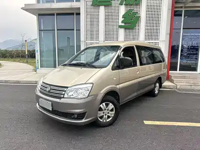 Dongfeng Fengxing Lingzhi 2017