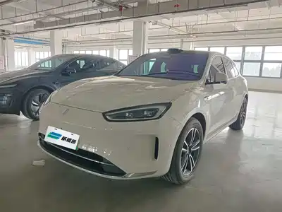 AITO Wenjie M5 2025