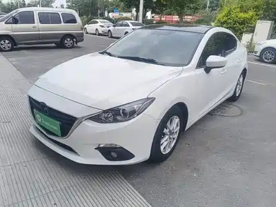 Mazda Mazda3 Axela 2015