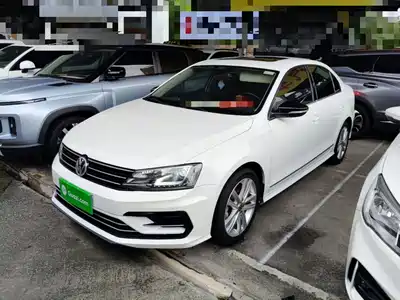 Volkswagen Sagitar 2017