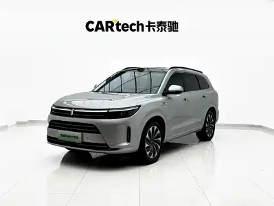 AITO Wenjie M7 2023